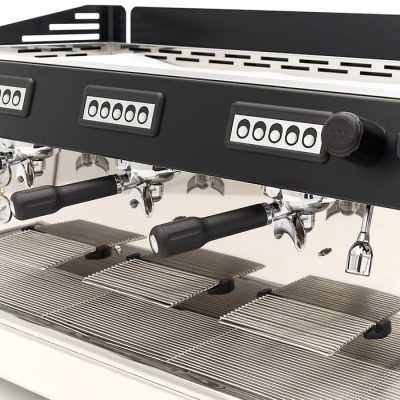 Machine à Café Traditionnelle 3 groupes avec vapeur – Image 9